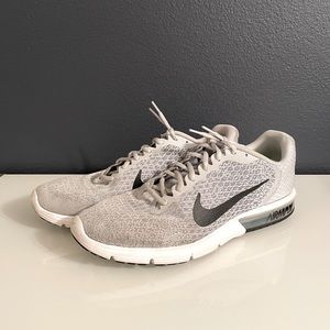 Nike Air Max Sequent 2 size 13